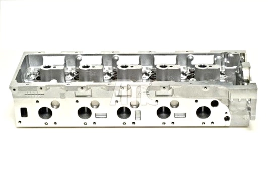CYLINDER HEAD COMPLETE FOR SPRINTER 2.7L DIESEL OM612 2500 3500 (2002-2003)